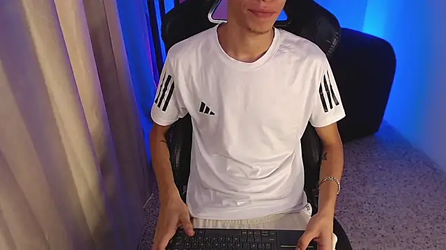 YorYo_hotn Webbikameraesitys
