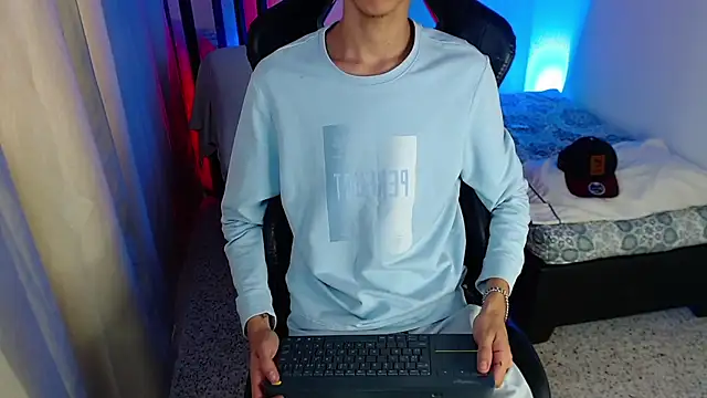 YorYo_hotn Webbikameraesitys