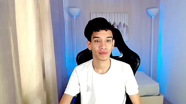 Pertunjukan Kamera Web YorYo_hot