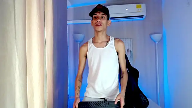 YorYo_hot Webcam Show