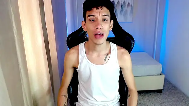 Show de YorYo_hot na webcam