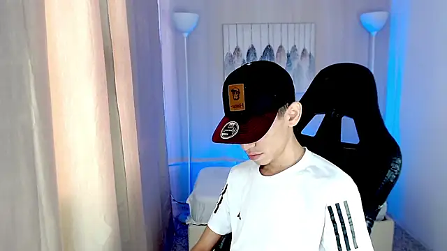 YorYo_hot webcam show