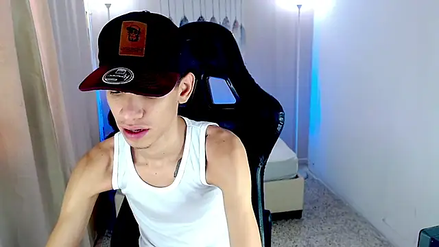 YorYo_hot – webcam-show