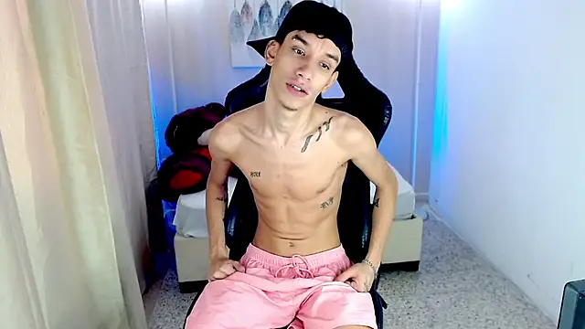 Show de YorYo_hot na webcam