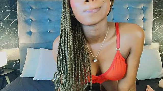 Pokazy przed kamerką – Ebony-petitee