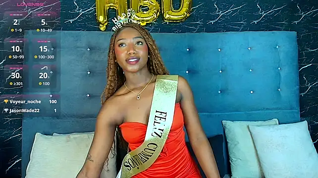 Ebony-petitee Chat XXX in diretta
