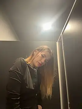 Miss_Mia69n Webbikameraesitys