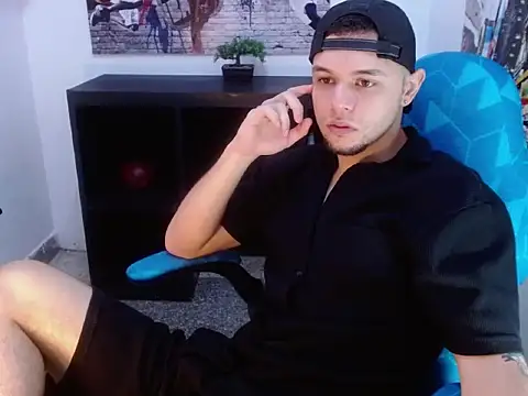 Brian_Huntn Webbikameraesitys
