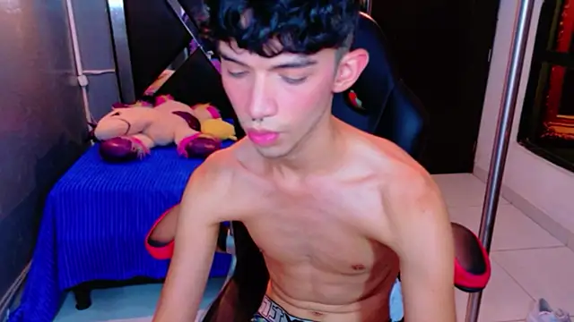 LiamHeatx webcam show