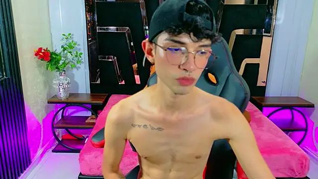 LiamHeatx Webcam-Show