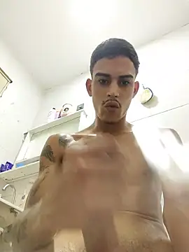 Miguel_xxt Pertunjukan Webcam