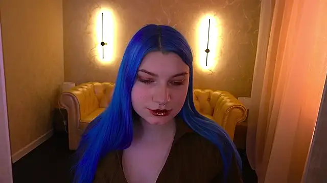 SallyMoonn's Webcam Show