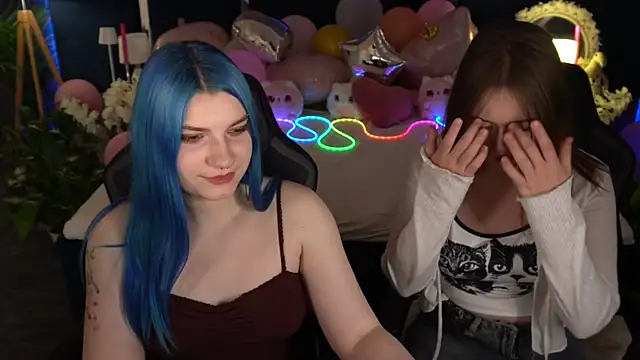 SallyMoonn Show in webcam
