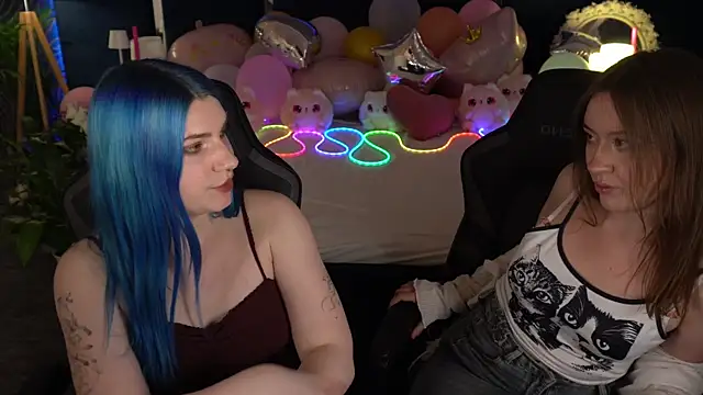 SallyMoonn's Webcam Show