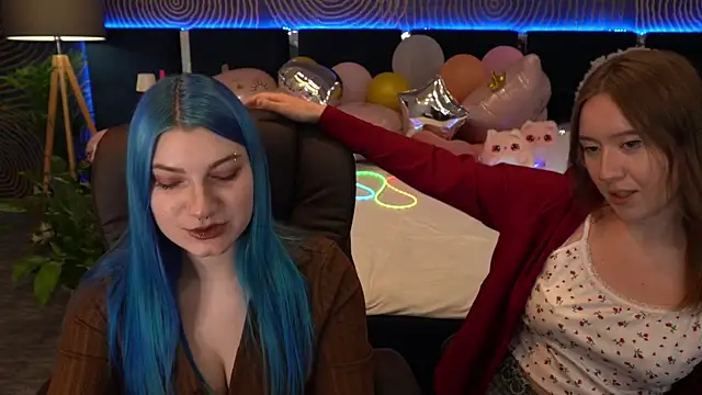 הופעת וובקאם של SallyMoonn