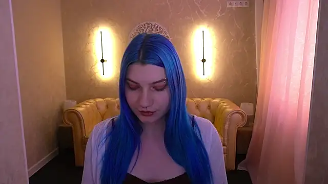 SallyMoonn Adlı Modelin Canlı XXX Sohbeti
