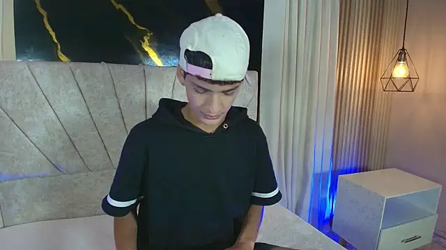 stevensantana1 – webcam-show