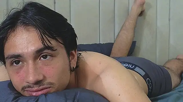 LatinShortt – webcam-show