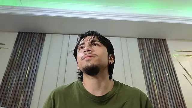 Webkamerová show LatinShortt