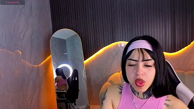 Онлайн чат XXX Cherry_Bloom_Tx