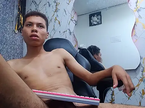 petal_bigx19 ওয়েবক্যাম শো