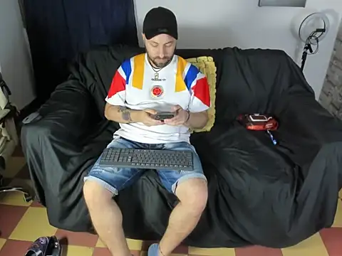 mike_lovers_ – Kamerová šou