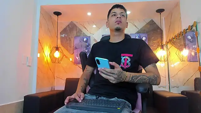 Klaar_Blessed Show in webcam