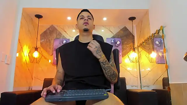 Klaar_Blessedのウェブカメラショー