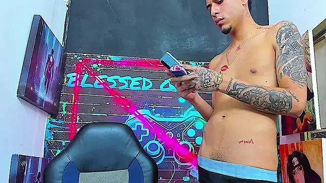 Pertunjukan Kamera Web Klaar_Blessed