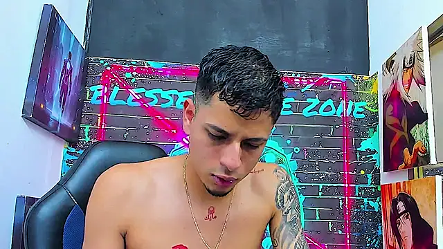 Show modela Klaar_Blessed na web-kameri