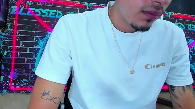 Show modela Klaar_Blessed na web-kameri