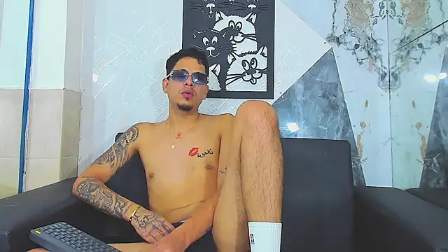 Klaar_Blessed Show in webcam