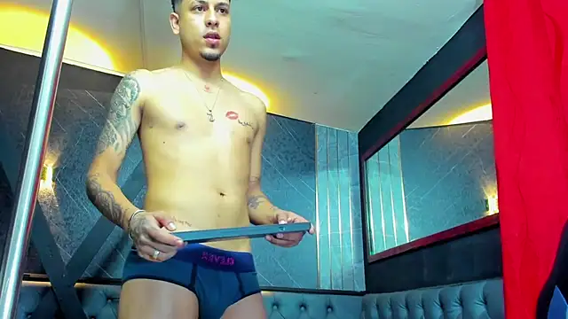 Klaar_Blessed Show in webcam