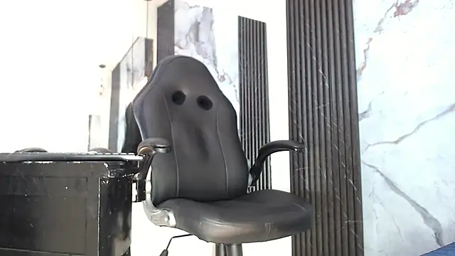 הופעת וובקאם של BlakeSttone