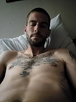 whiteboy4200 Show in webcam