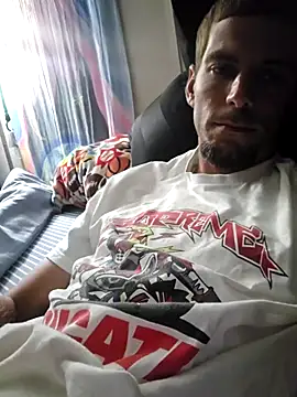 whiteboy4200 Webcam Show