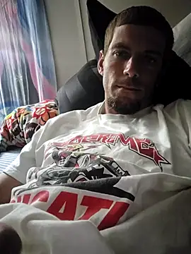 whiteboy4200's Webcam Show