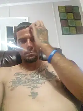 whiteboy4200 Webcam Show