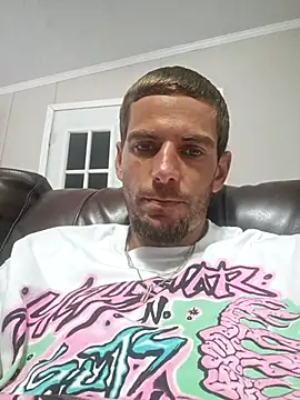 whiteboy4200 Webcam Show