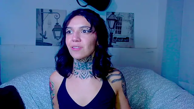 Lunai_gh's Live XXX Chat
