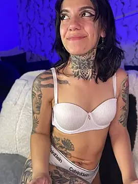 Онлайн чат XXX Lunai_gh