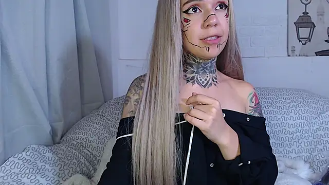 Lunai_gh Chat XXX live