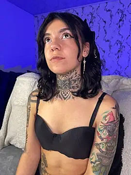 Lunai_gh's Live XXX Chat