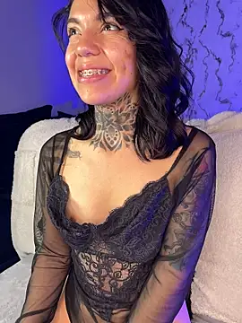 Chat XXX Live Lunai_gh