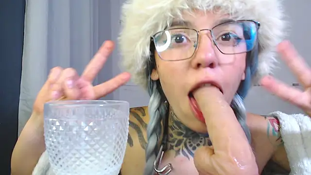 Lunai_gh live XXX chat