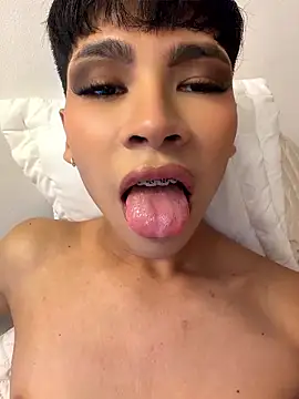 Babyy_face_n Webbikameraesitys