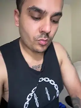 LatinBearX – webcam-show