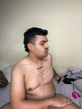 Вебкам-шоу LatinBearX