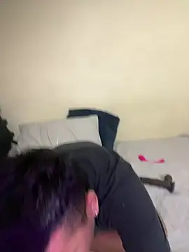 LatinBearX webcam show