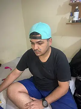 LatinBearX's Webcam Show